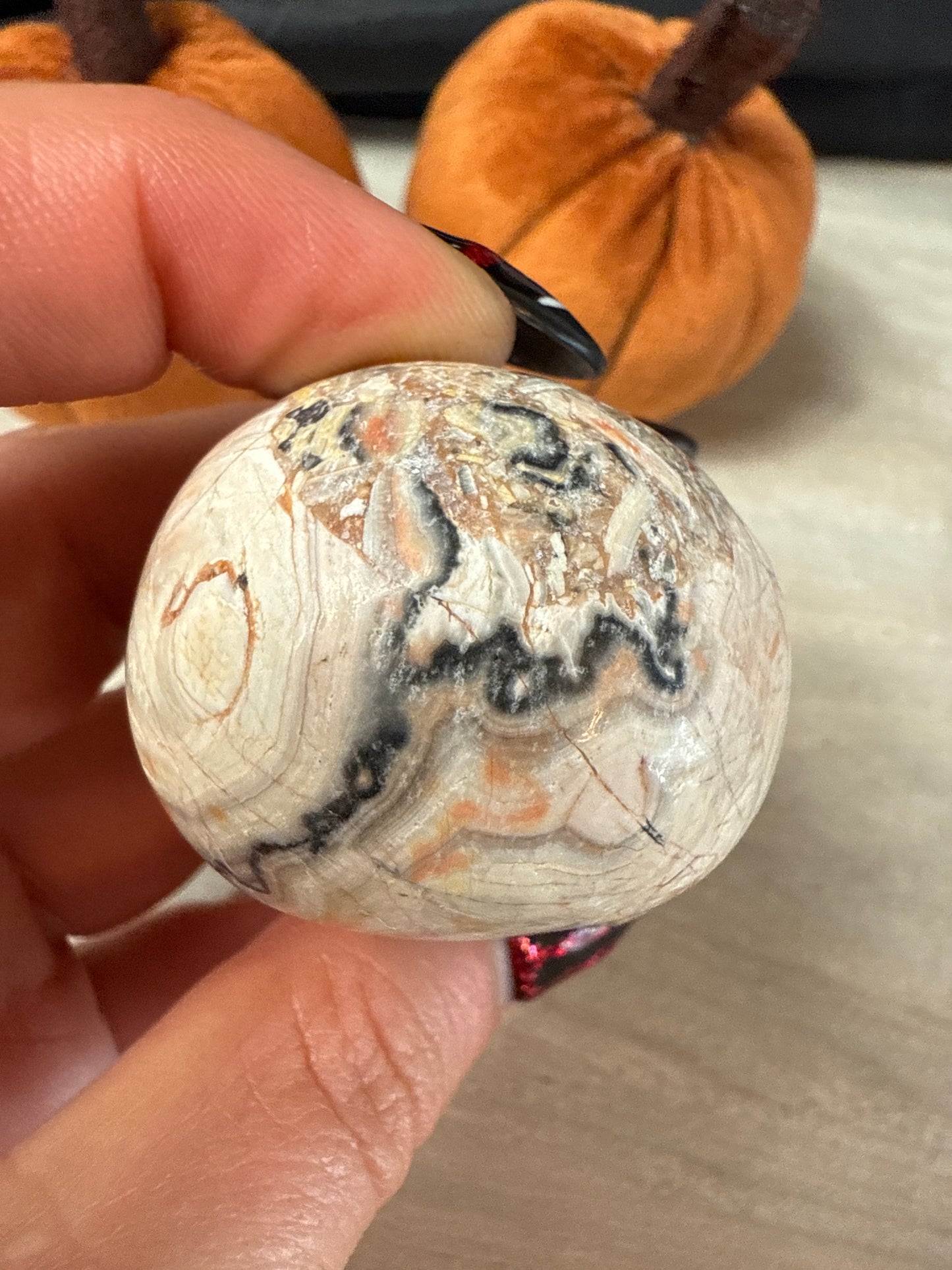 Crazy Lace agate Skull