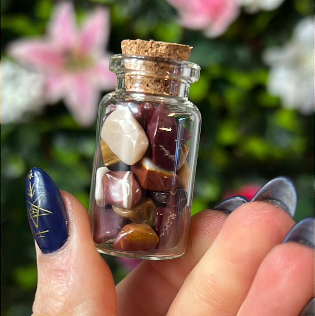 Mookaite Chip Glass Jar Bottle