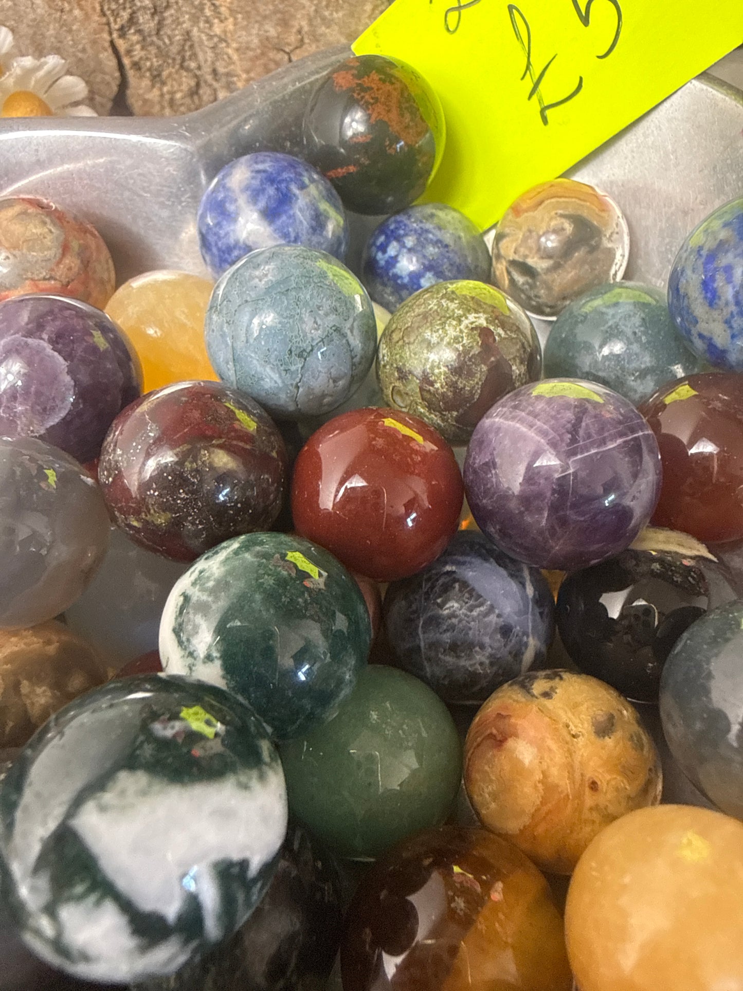 2 x Mystery spheres - 20mm