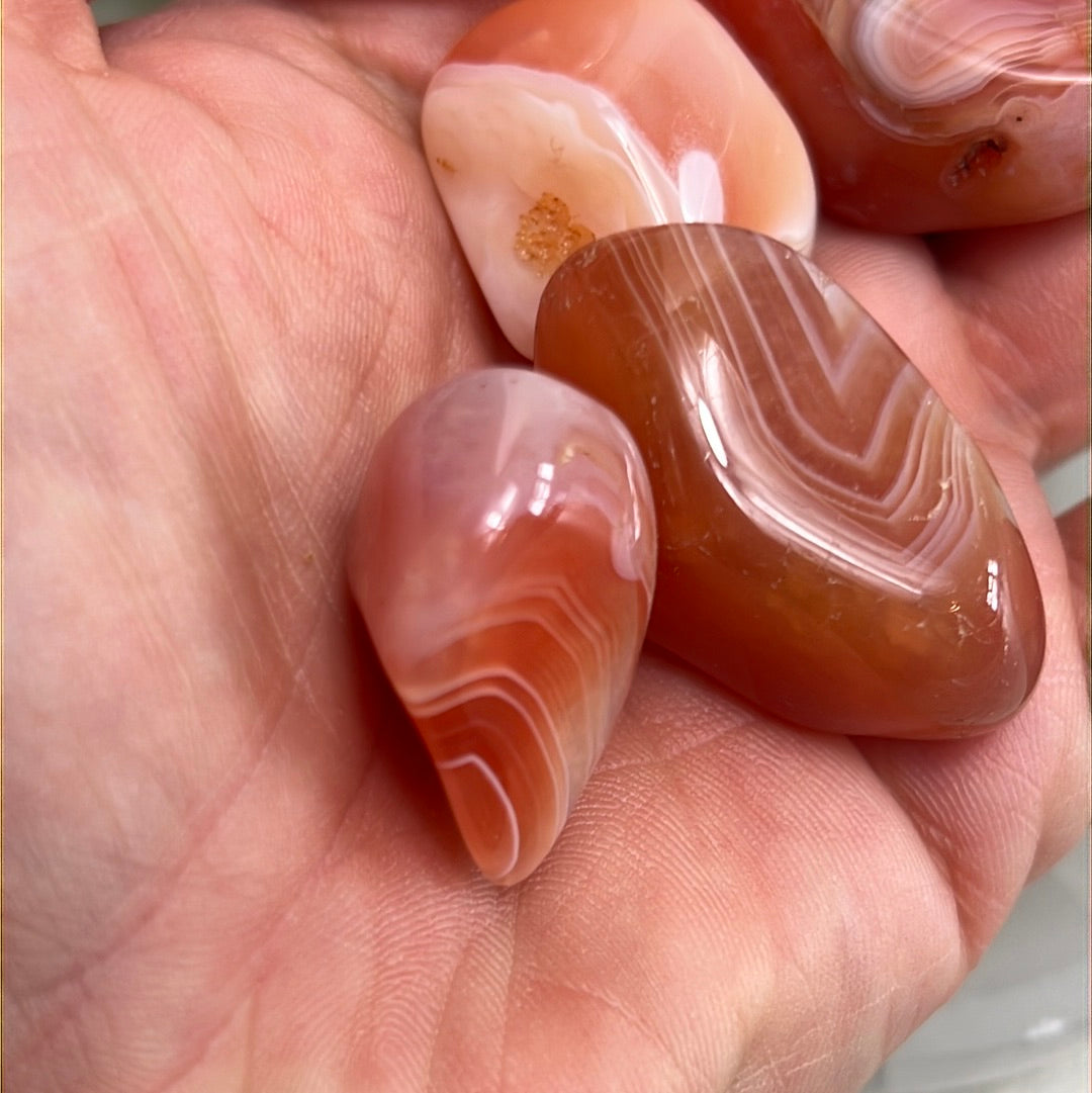 Banded Carnelian Tumble Tumblestone