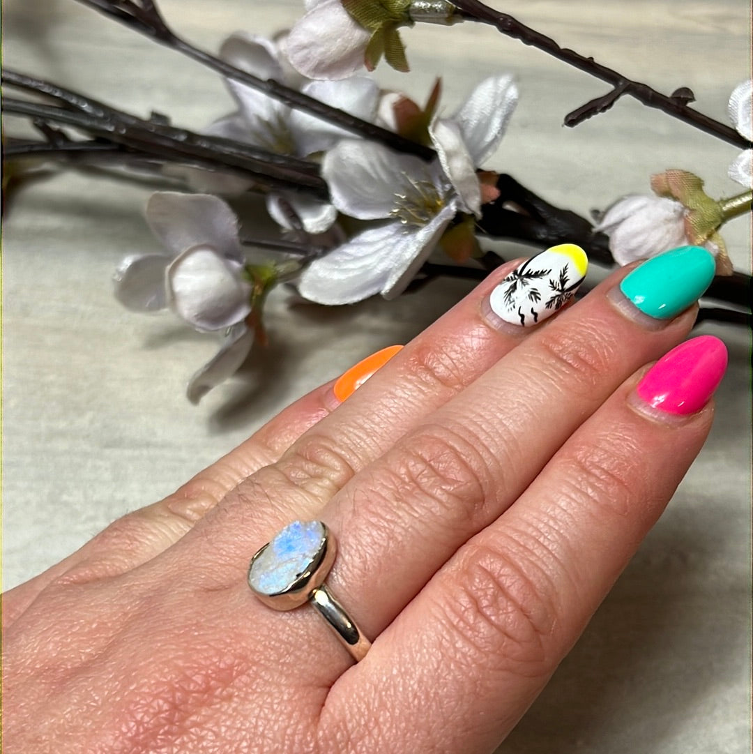 Rainbow Moonstone Raw 925 Sterling Silver Ring - Size O