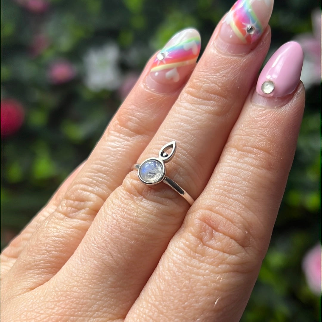 Goddess Moonstone Ring - 925 Sterling Silver