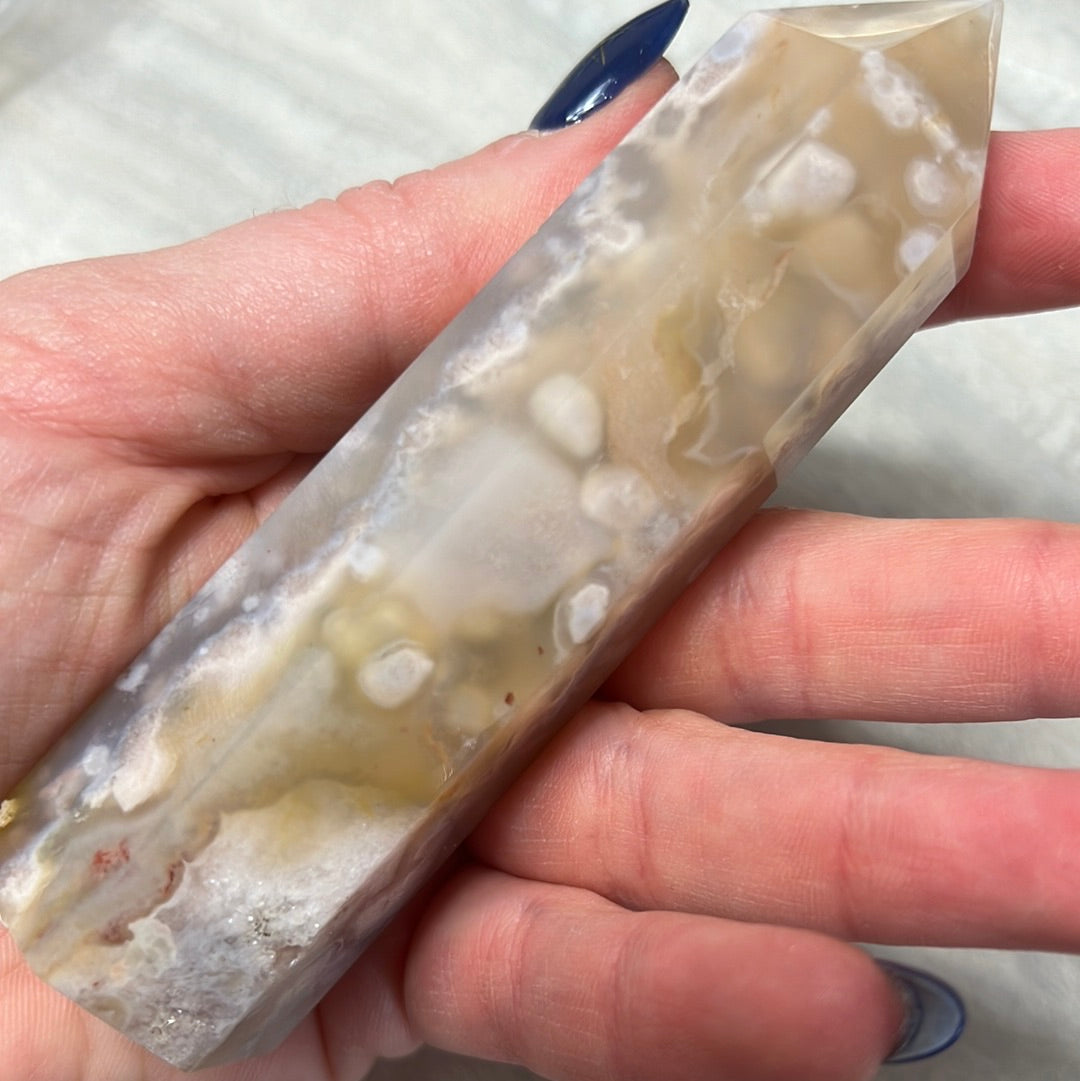 Flower Agate Tower Point