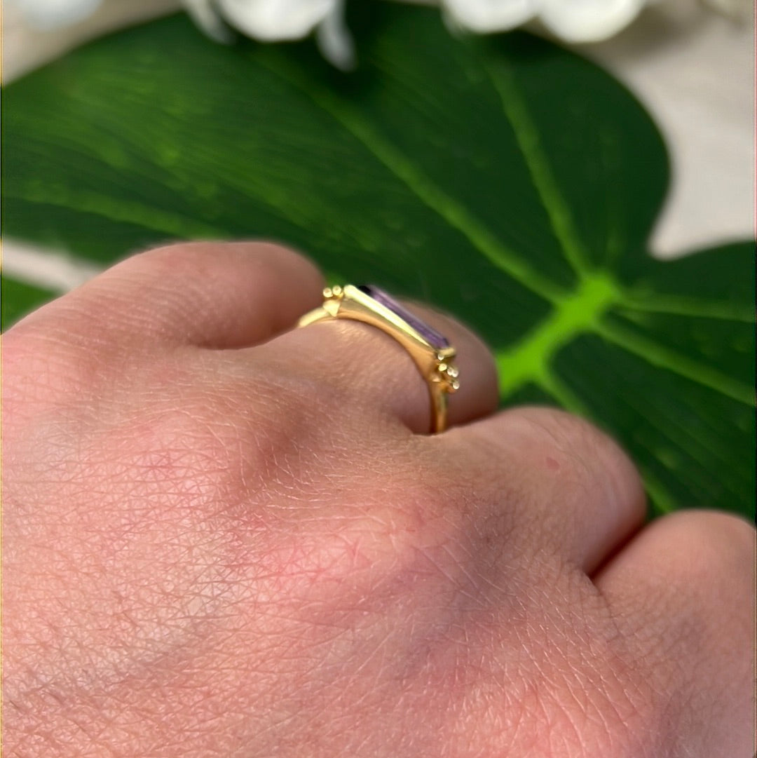 18K Gold Amethyst Bar Ring