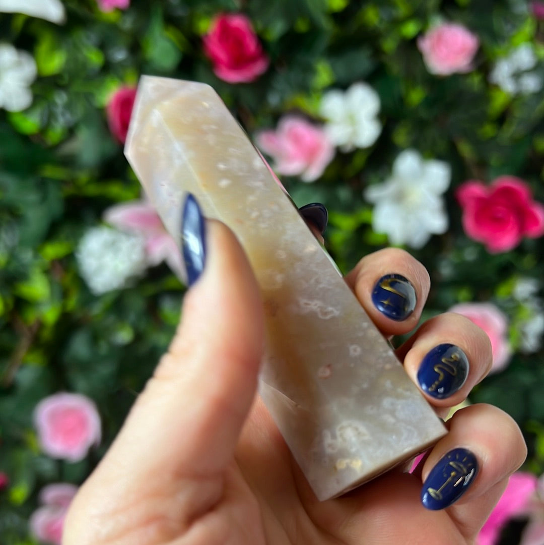 Flower Agate Tower Point