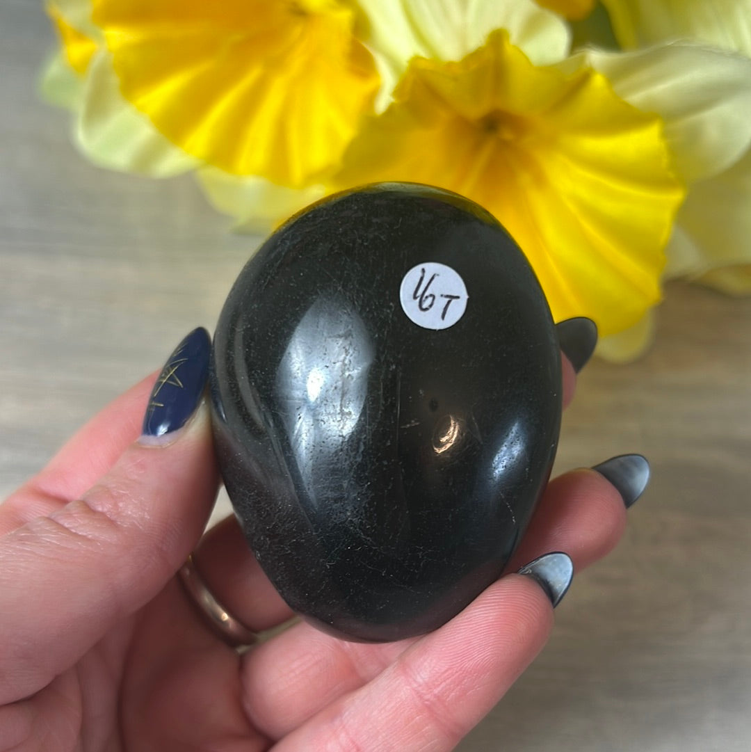 Black Tourmaline Chunky Palm