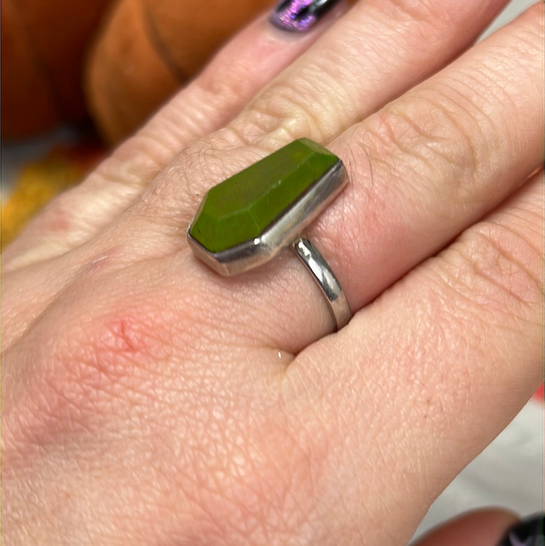 Nephrite Jade Coffin 925 Sterling Silver Ring - Size M 1/2