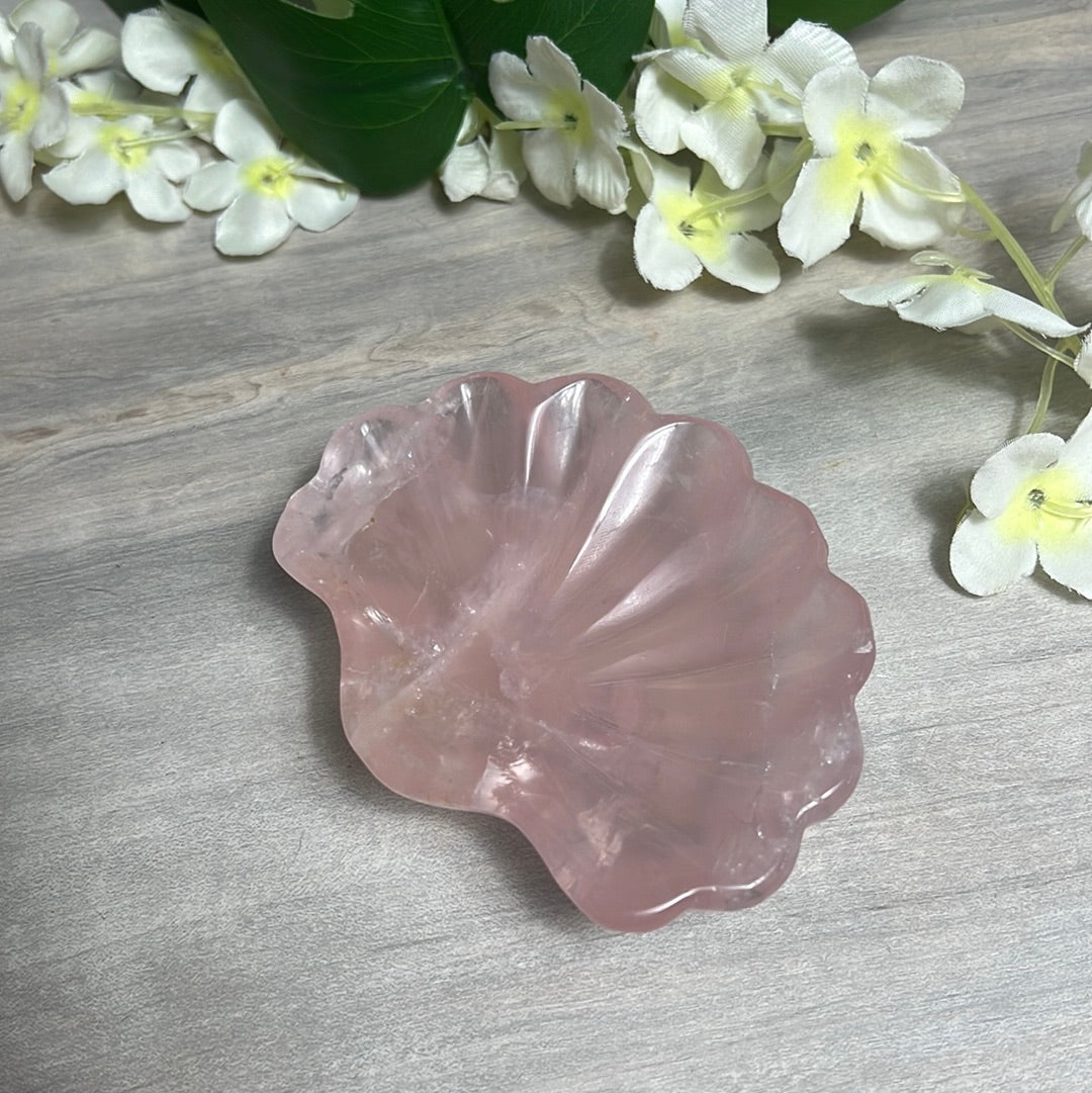 Rose Quartz Shell / Charging Bowl