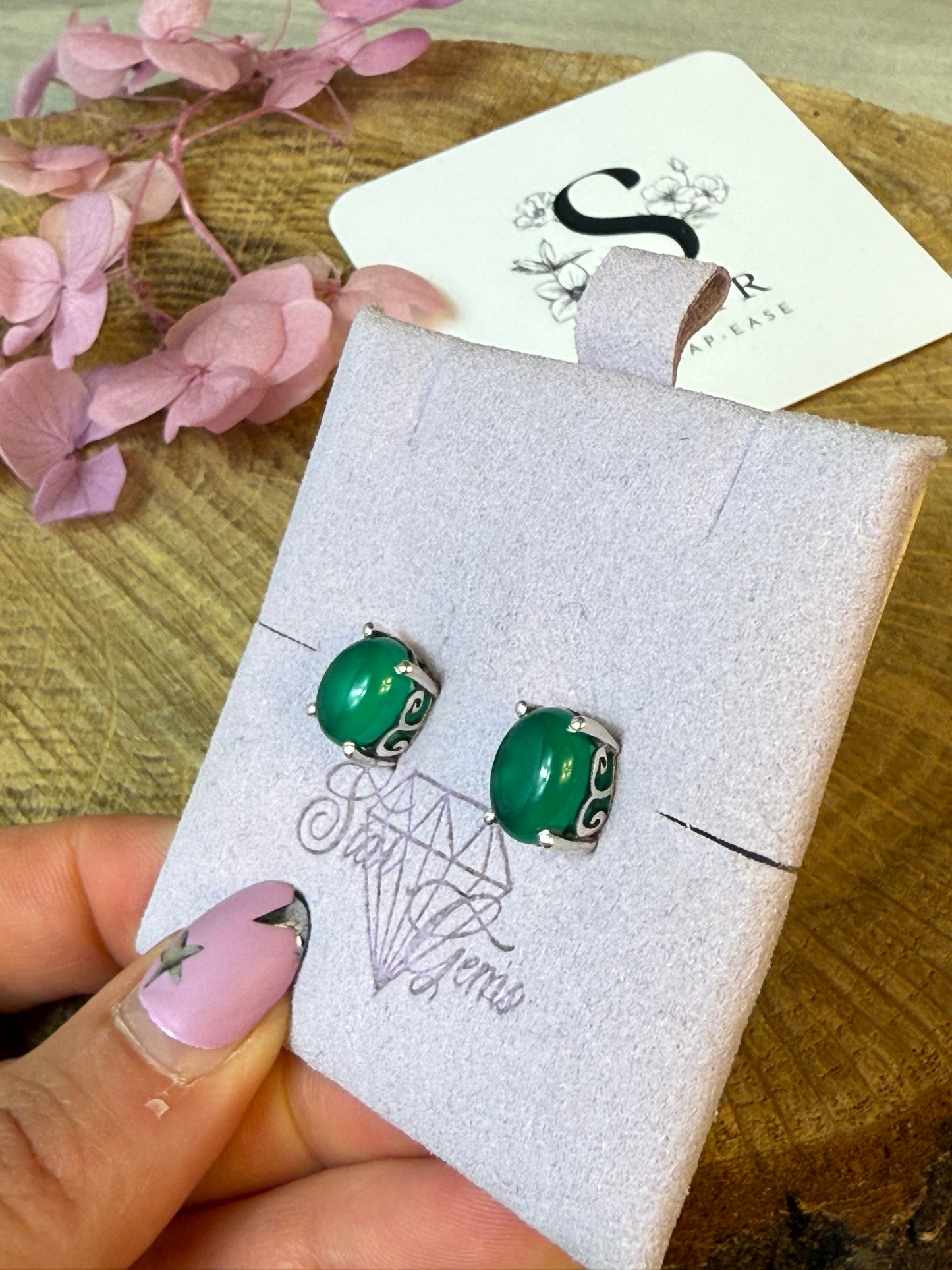 Green Onyx Elegant 925 Sterling Silver Stud Earrings