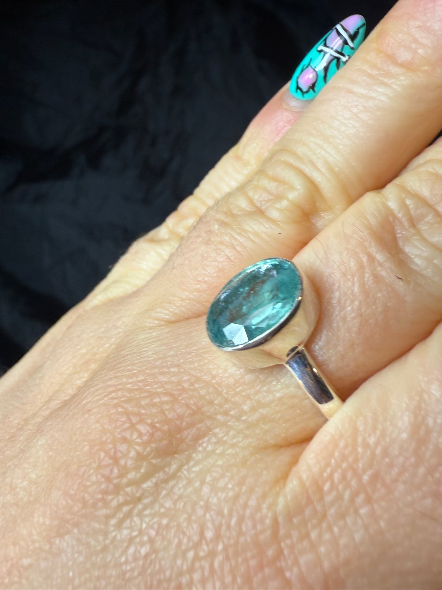 Green Kyantie 925 Ring - Size Q 1/2 - R