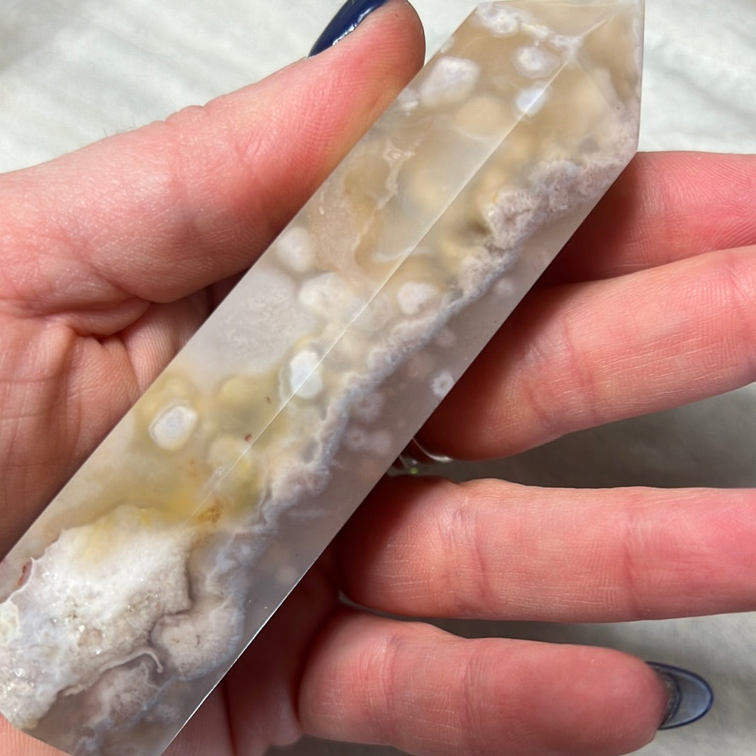 Flower Agate Tower Point