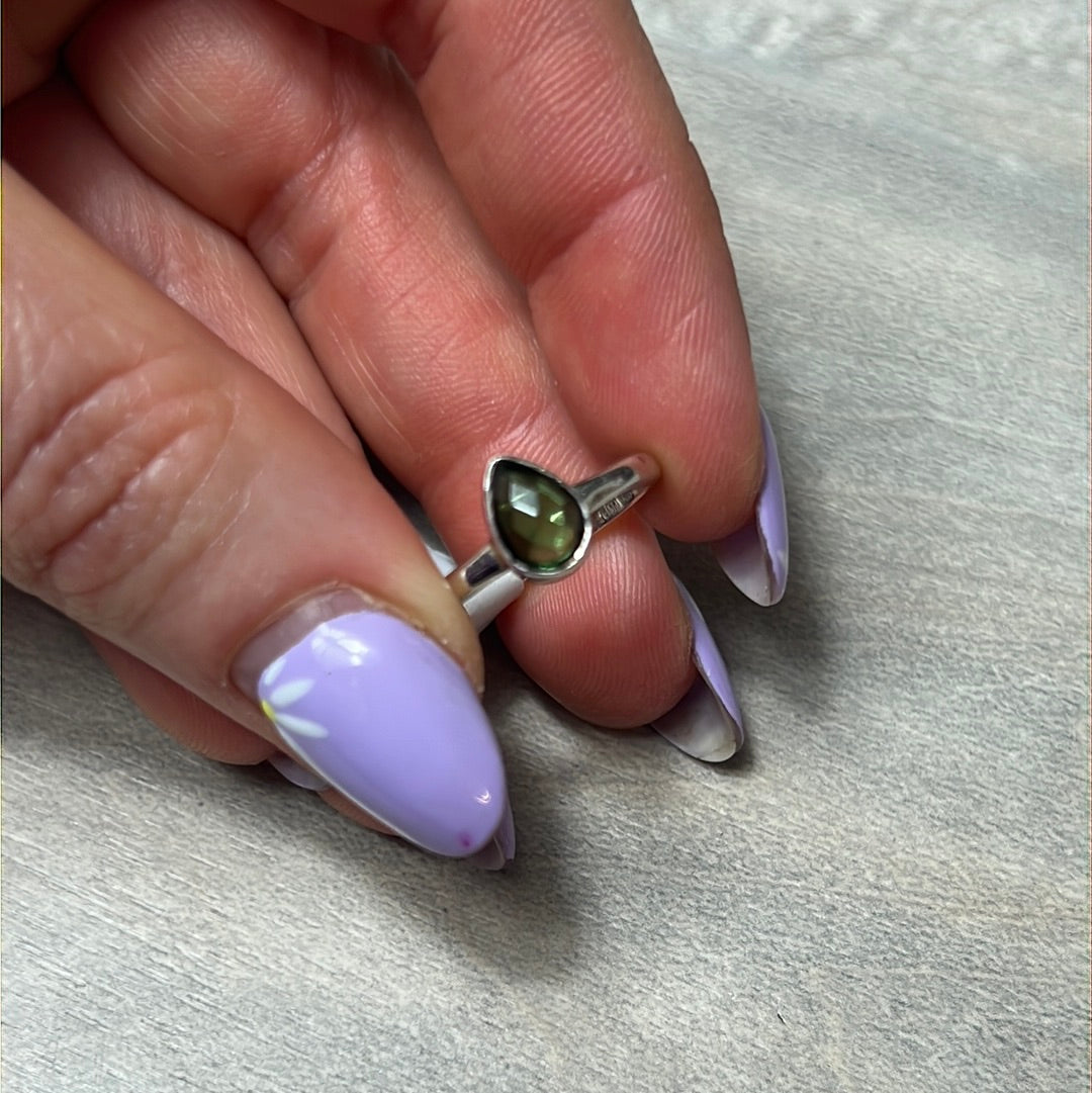 Green Tourmaline Facet 925 Silver Ring - Size L 1/2