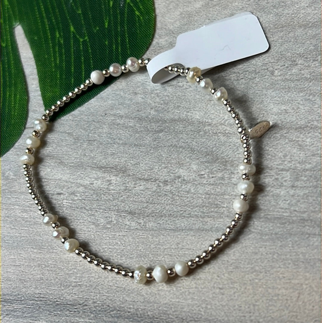 Freshwater Pearl 925 Sterling Silver Elastic Bracelet - 18 Pearls