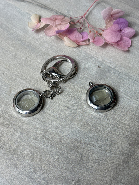 Libyan Glass in mini glass seal