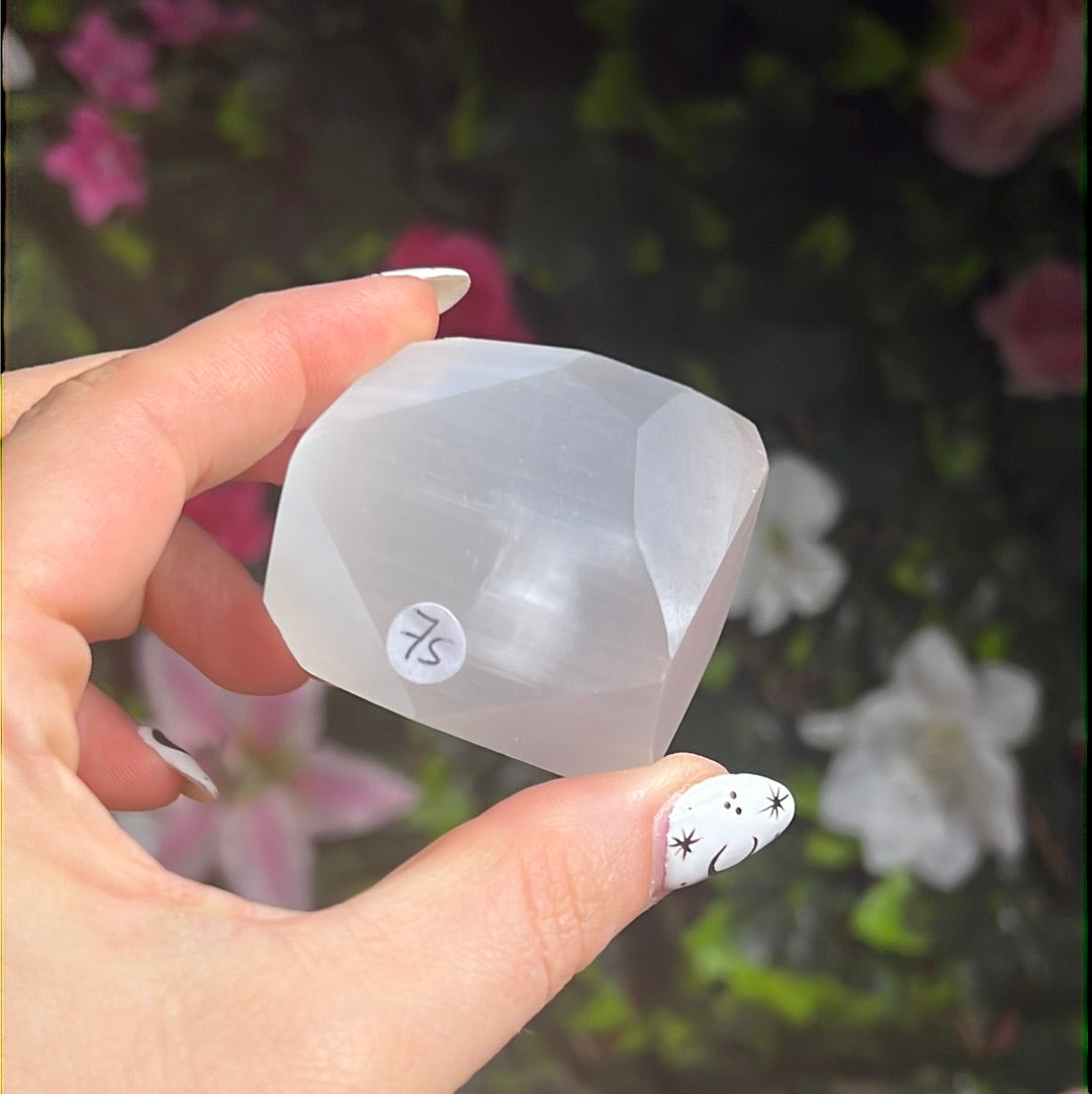 Selenite Chunks / Freeforms