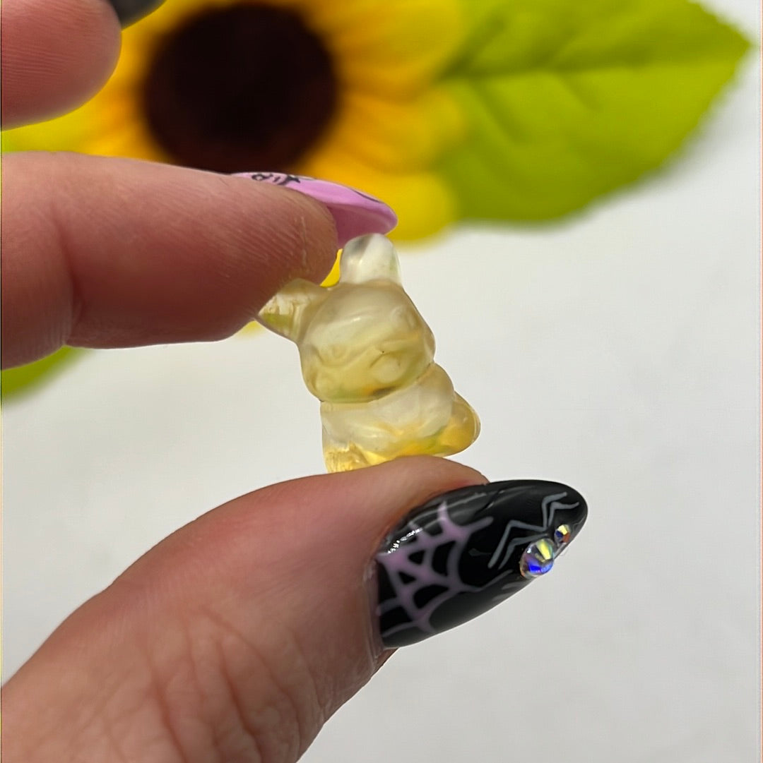 Mini Yellow Fluorite Pokémon Pikachu