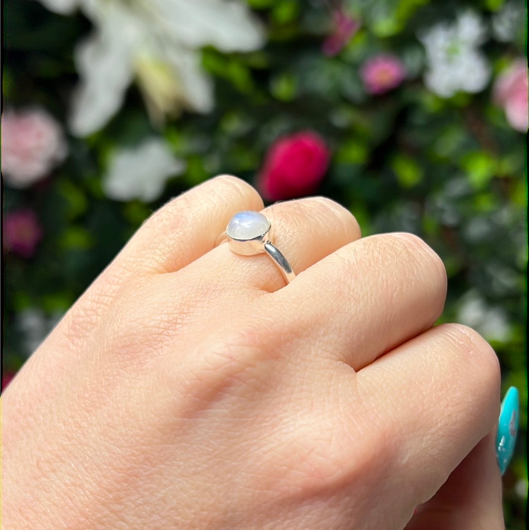 Moonstone 925 Sterling Silver Ring - Size K 1/2