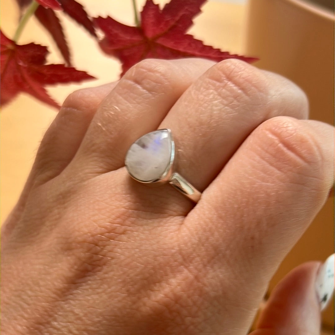 Rainbow Moonstone 925 Sterling Silver Ring - Size P 1/2