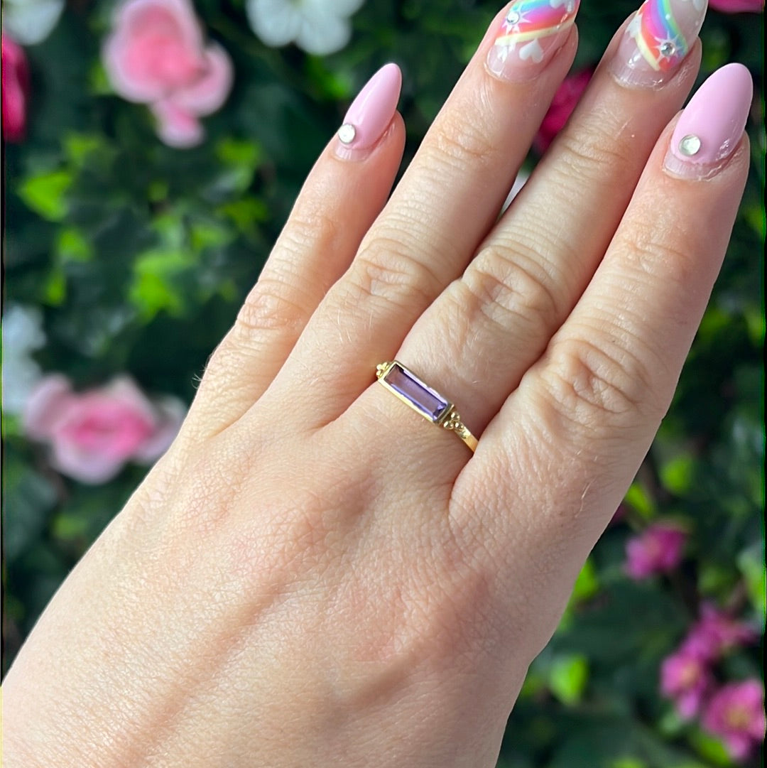 18K Gold Amethyst Bar Ring