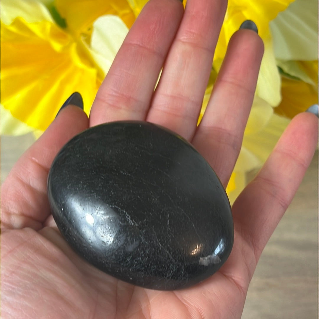 Black Tourmaline Chunky Palm