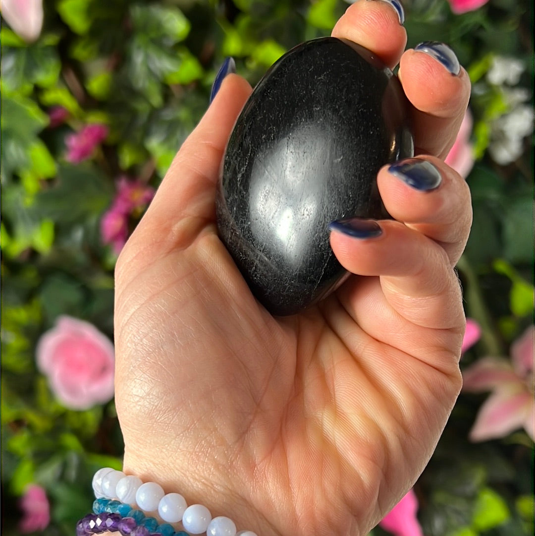 Black Tourmaline Chunky Palm