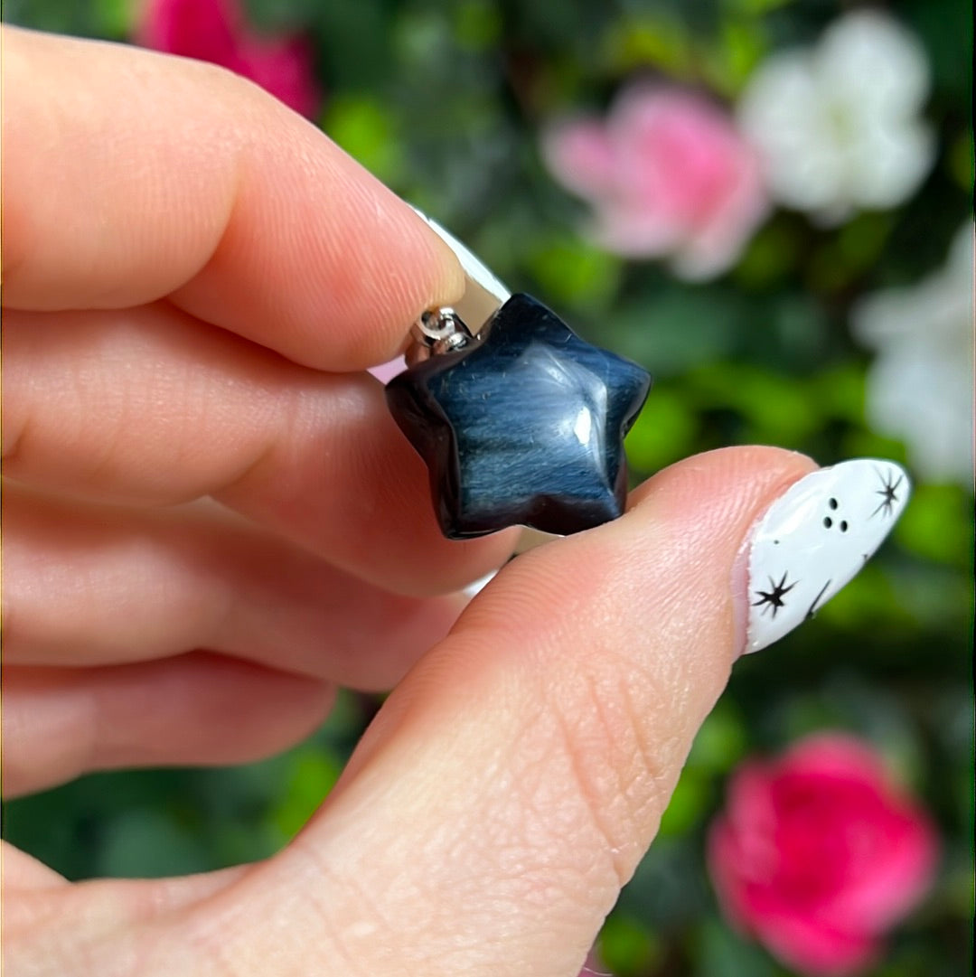 Hawks Eye Star - Blue Tigers Eye Pendant 925 Silver