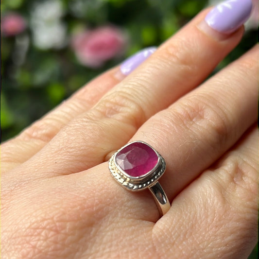 Ruby Natural Facet 925 Ring - Size Q