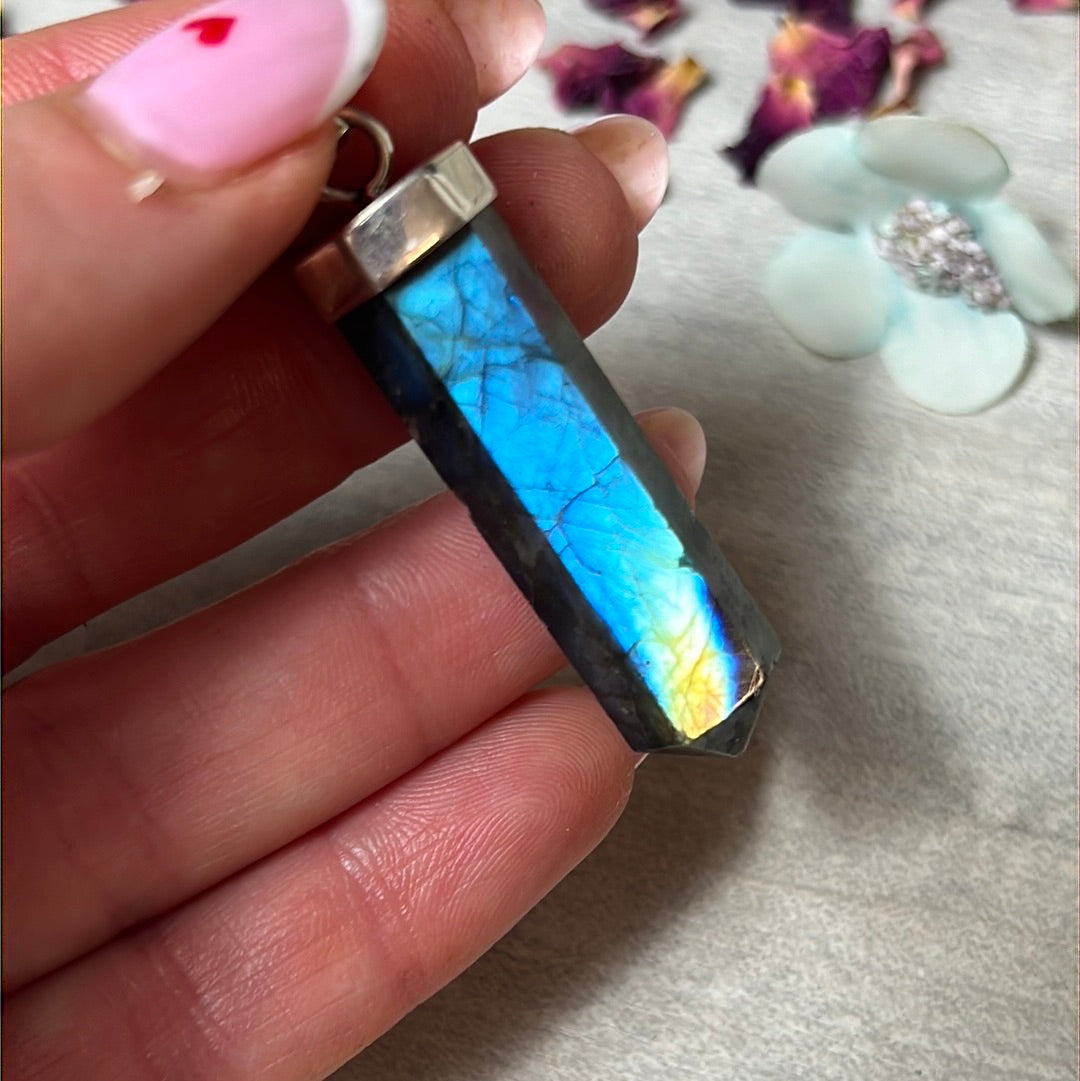 Labradorite Lab Point Sterling Silver Pendant