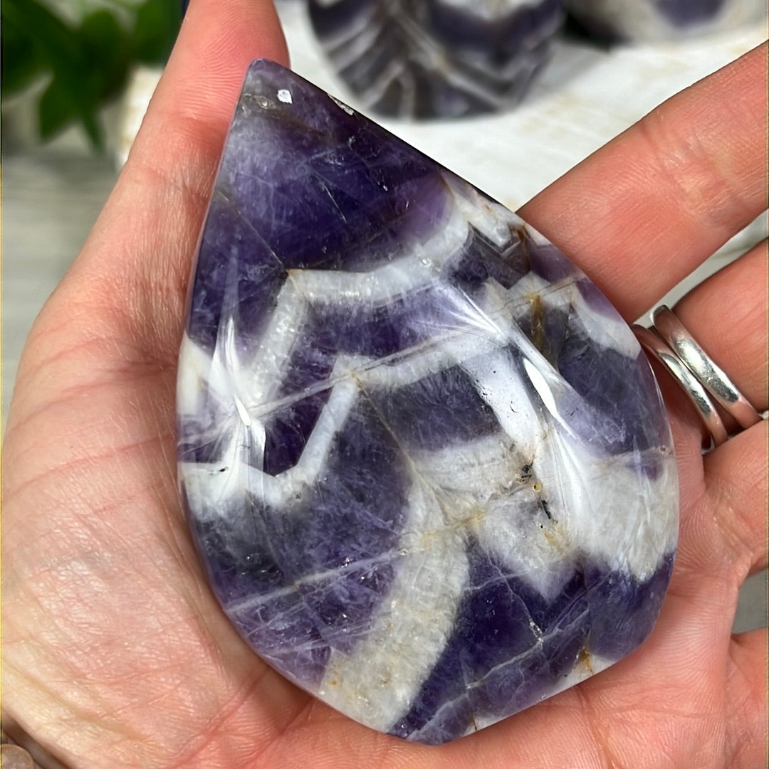 Amethyst Freeform Flame
