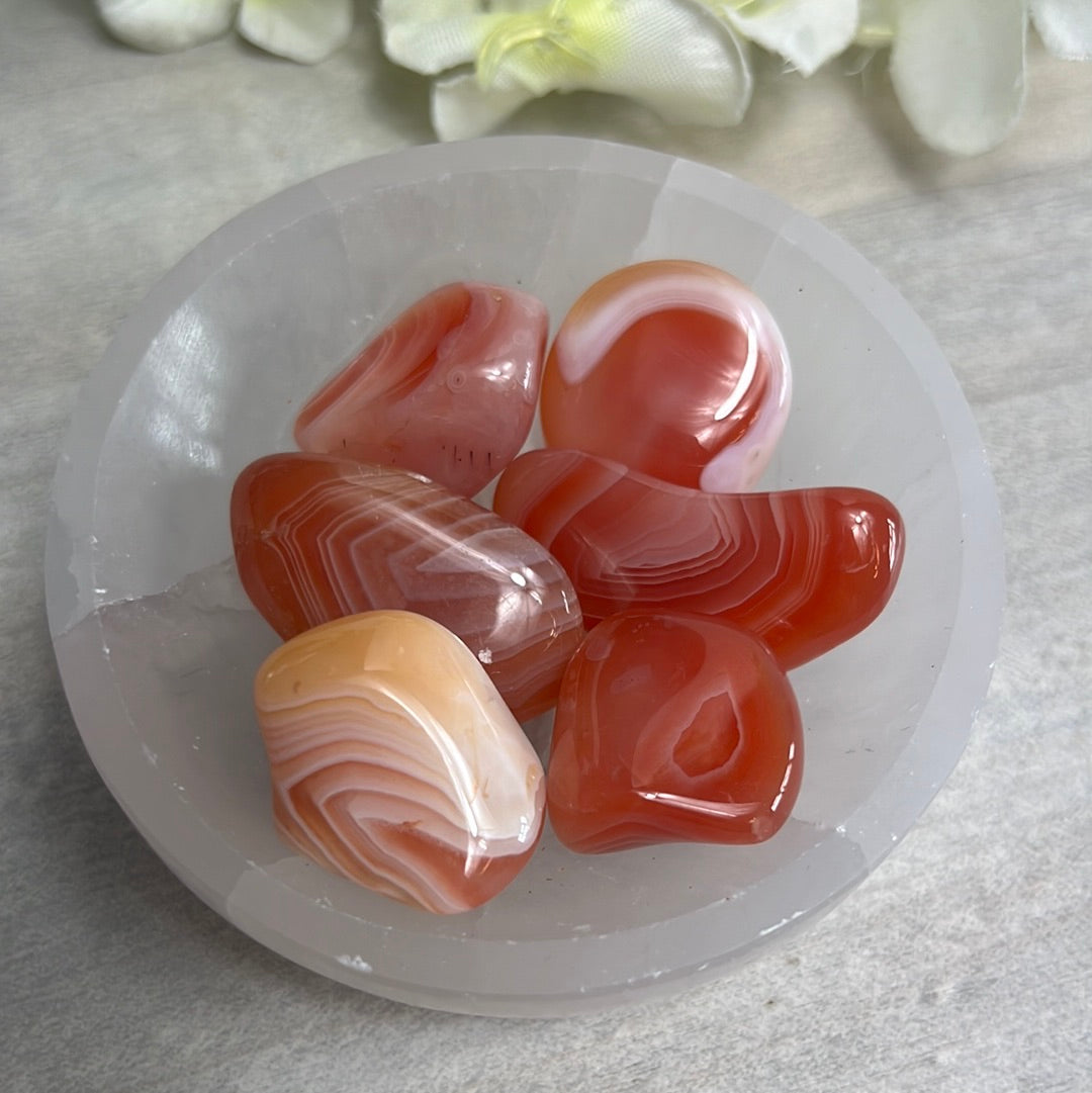 Banded Carnelian Tumble Tumblestone