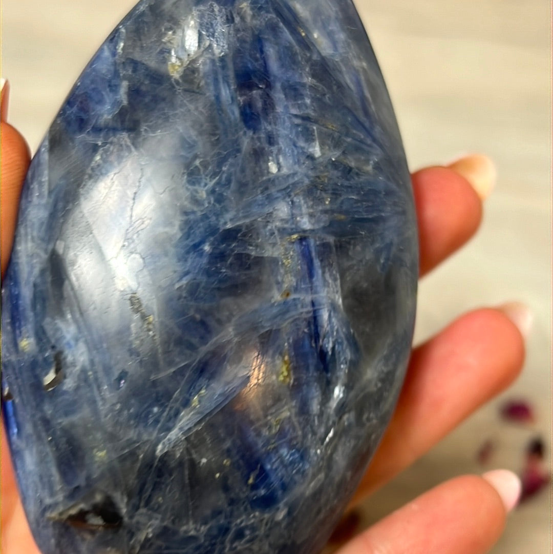 Kyanite Freeform Flame - A Grade