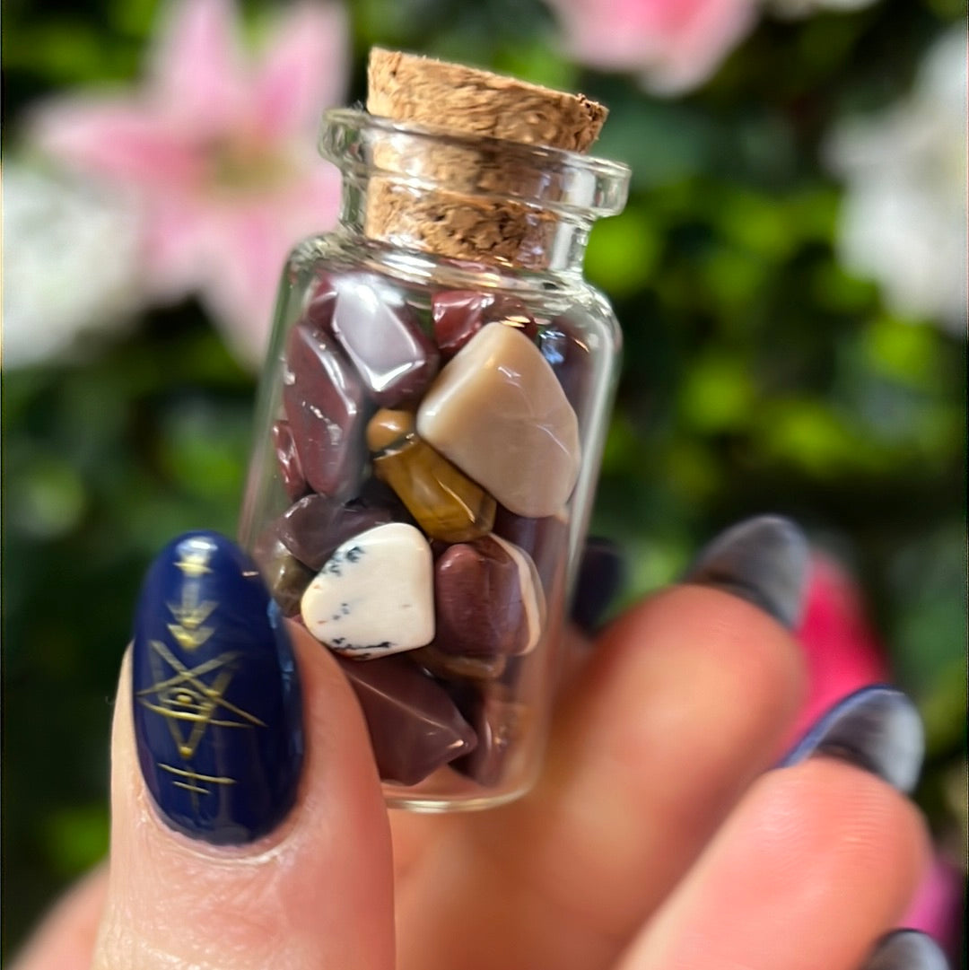 Mookaite Chip Glass Jar Bottle