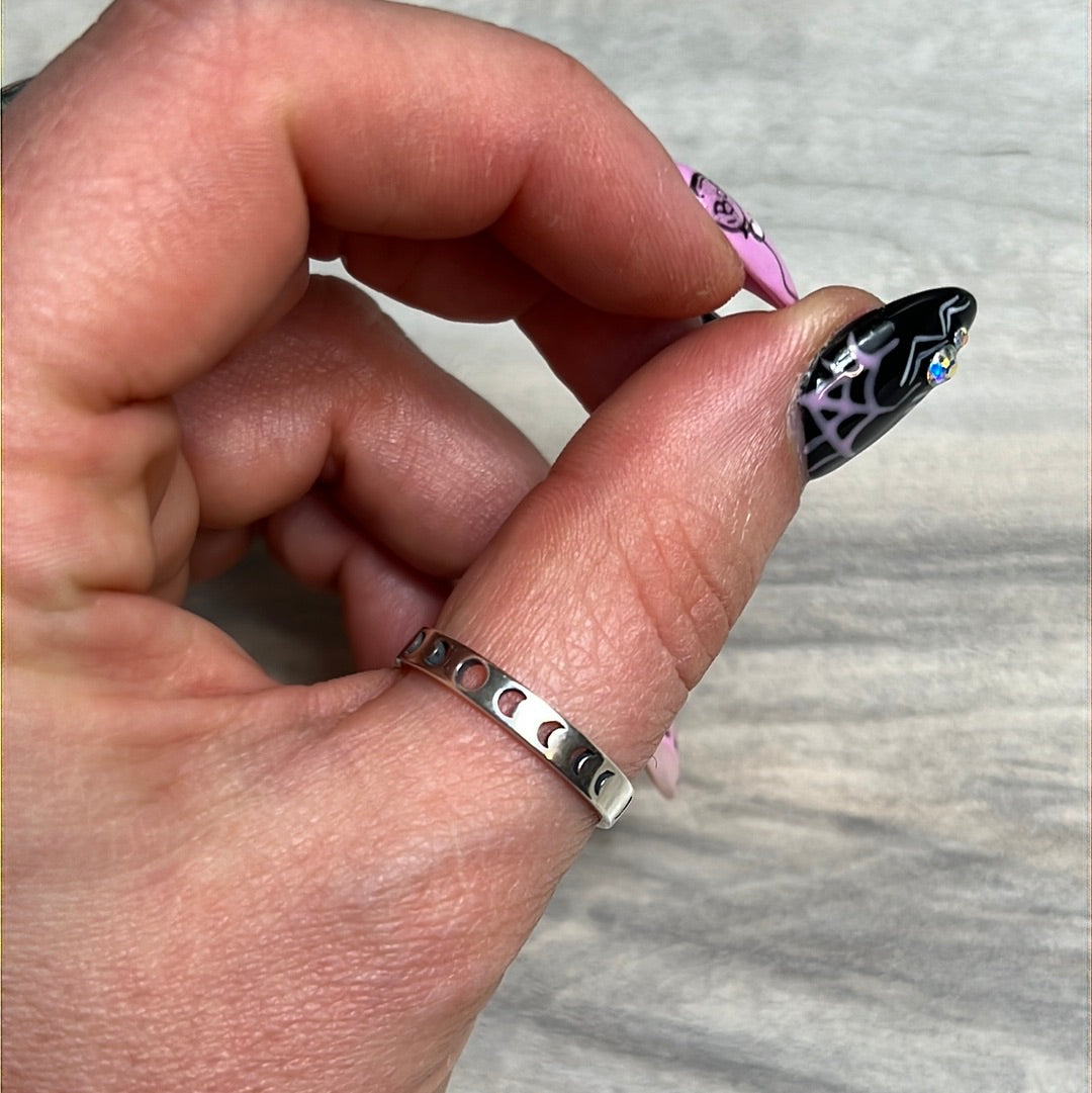 Lunar Moon Phase - Cutout 925 Sterling Silver Ring