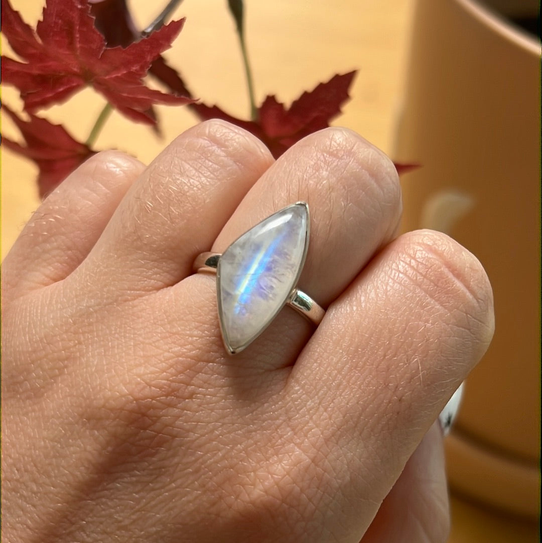 Rainbow Moonstone 925 Sterling Silver Ring - Size P 1/2