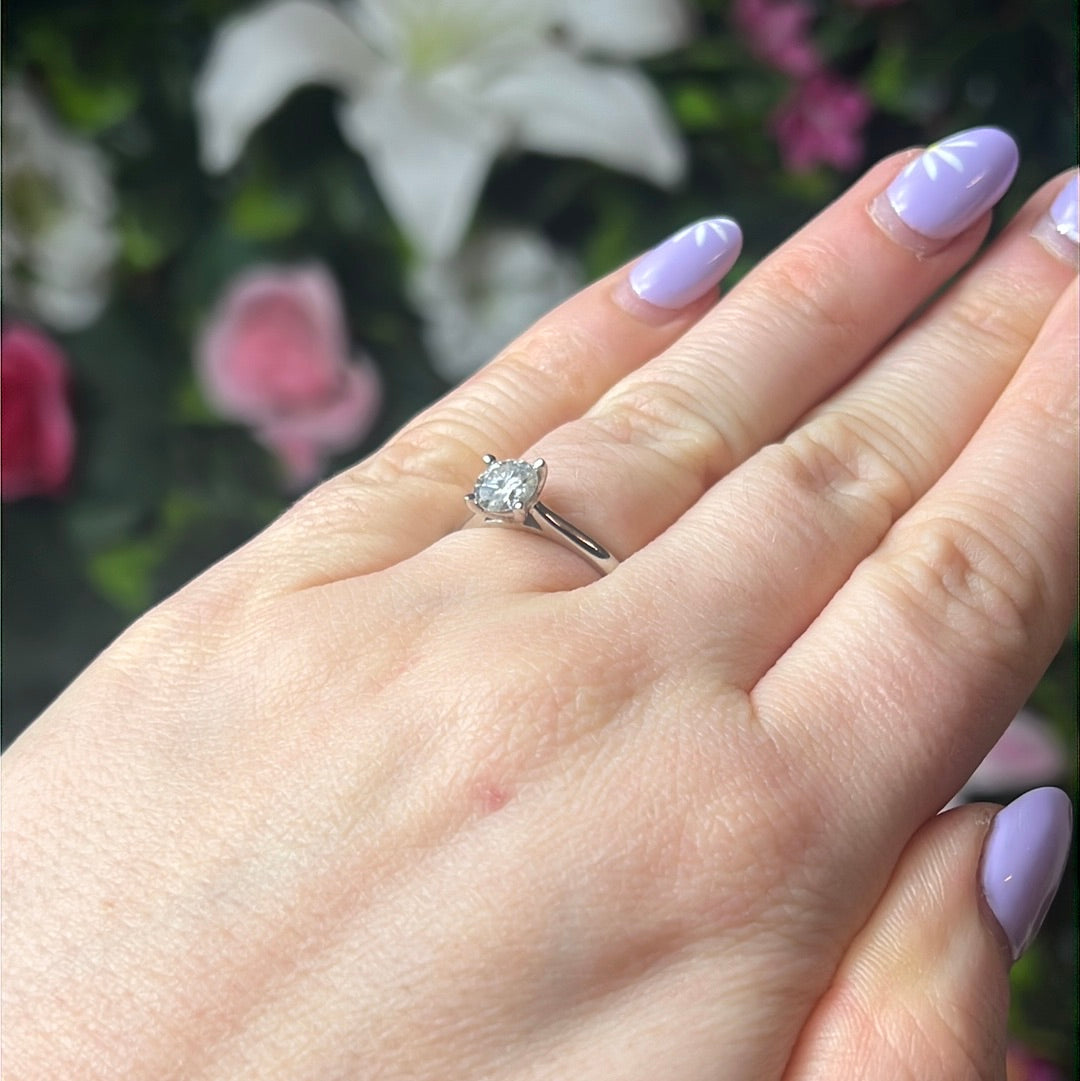 Moissanite 925 Sterling Silver Ring - Size L 1/2 0.90ct