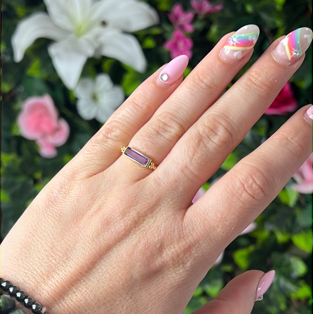 18K Gold Amethyst Bar Ring