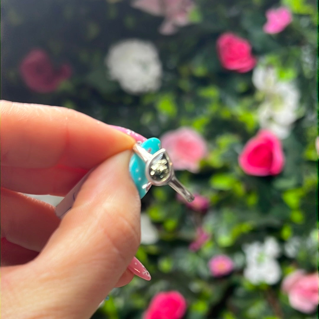 Amber 925 Sterling Silver Ring - Size S - S 1/2 - green amber