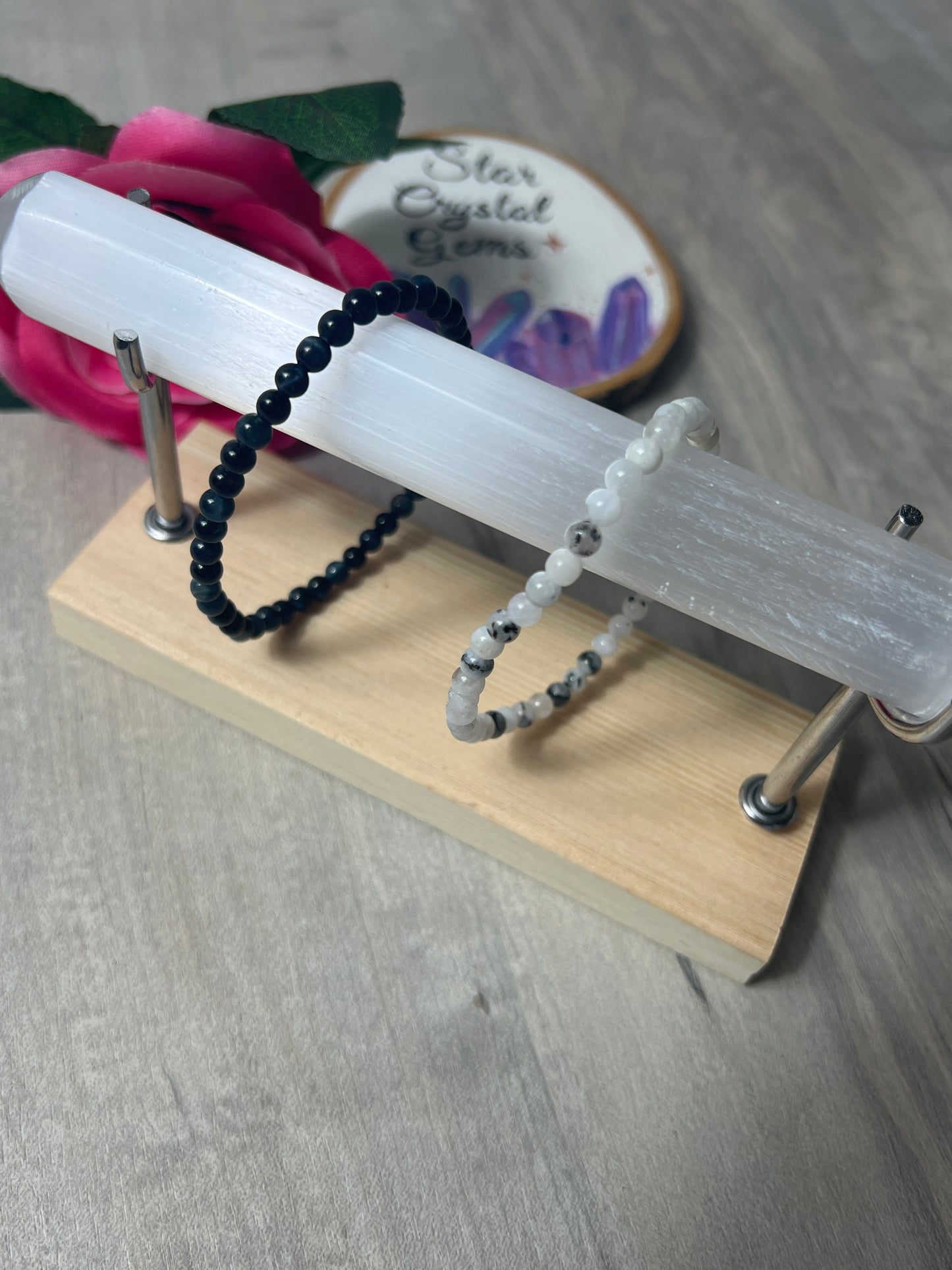 Bracelet Selenite Charging Jewellery Stand Holder (selenite included)