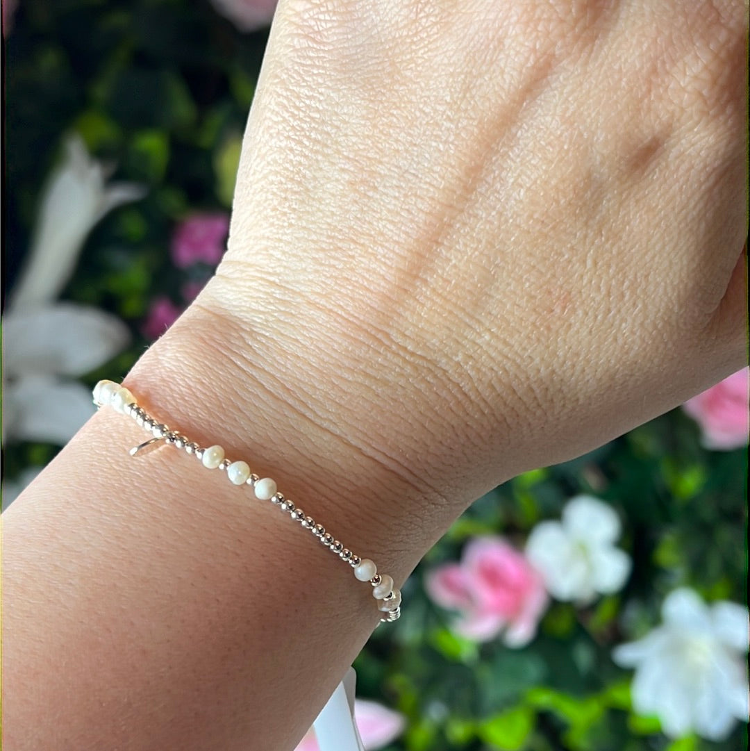 Freshwater Pearl 925 Sterling Silver Elastic Bracelet - 18 Pearls