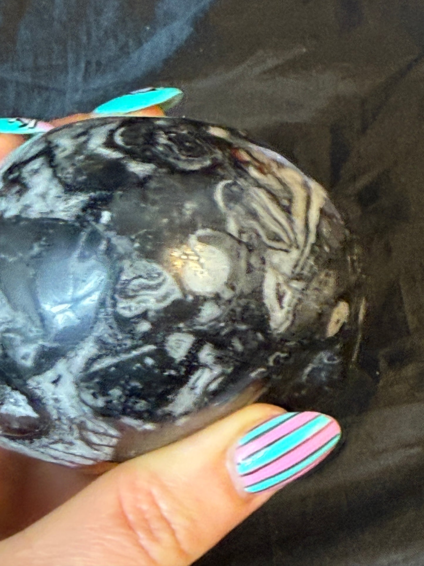 Black Shell Stone Skull