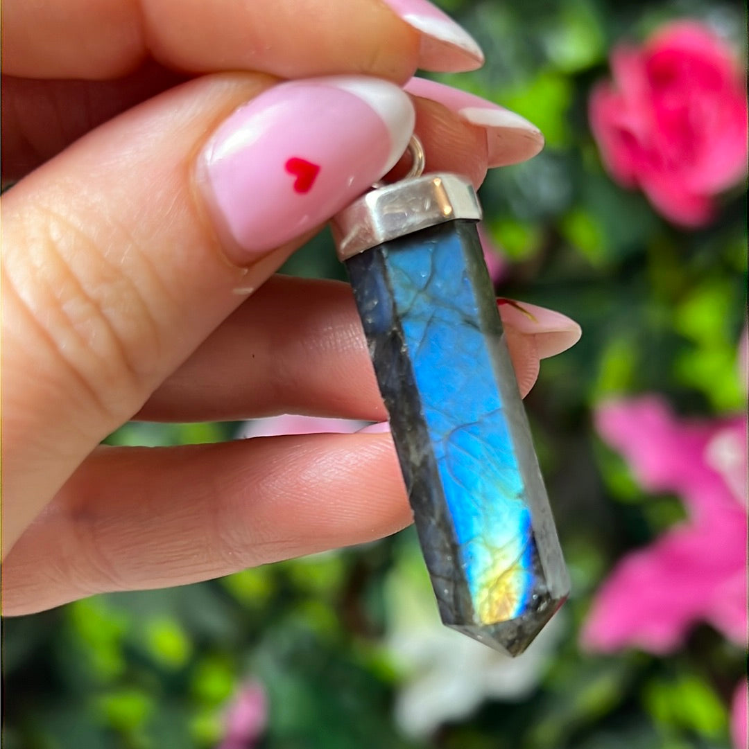 Labradorite Lab Point Sterling Silver Pendant
