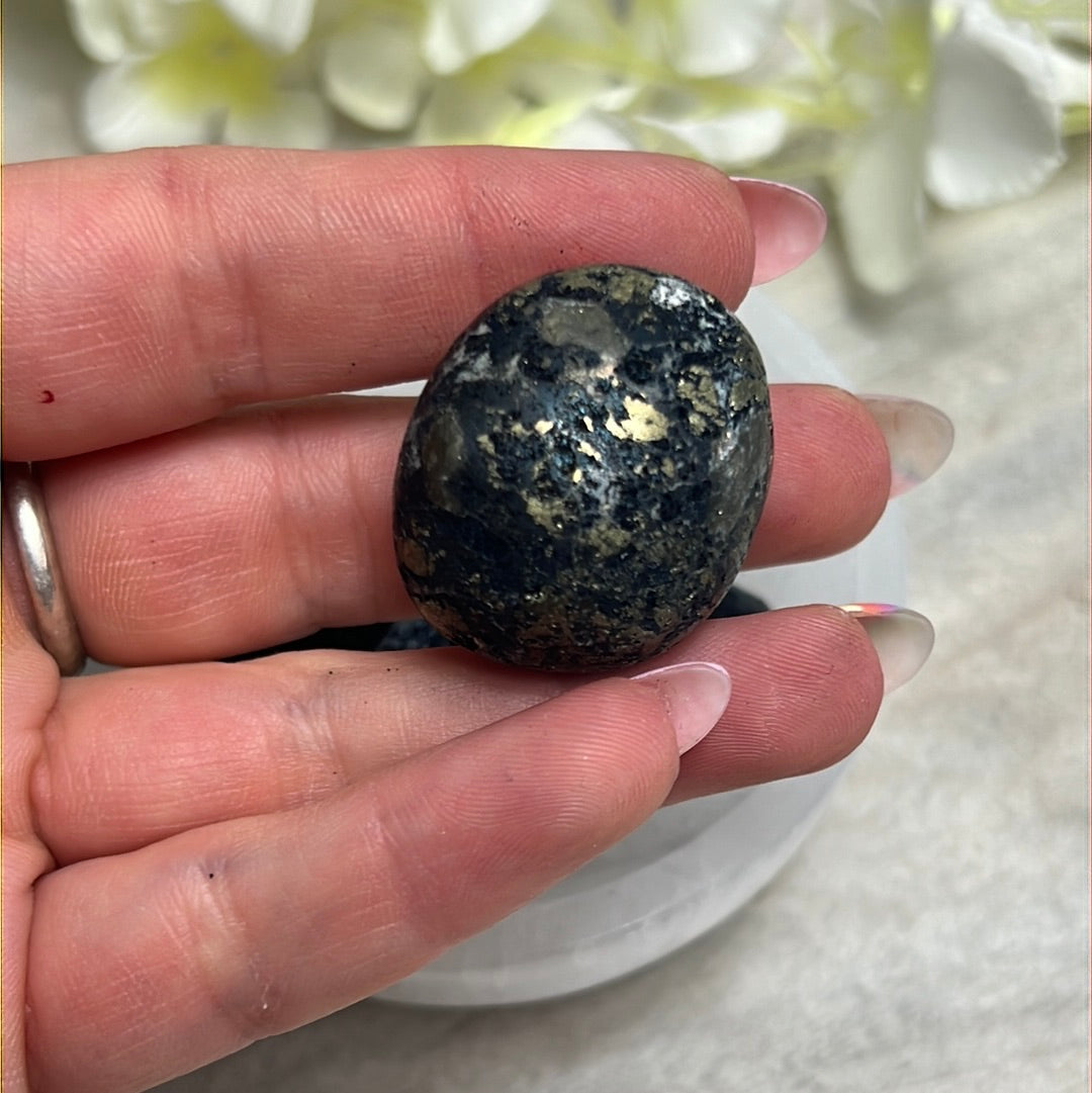 LAST Covellite Chunky Tumble Tumblestone