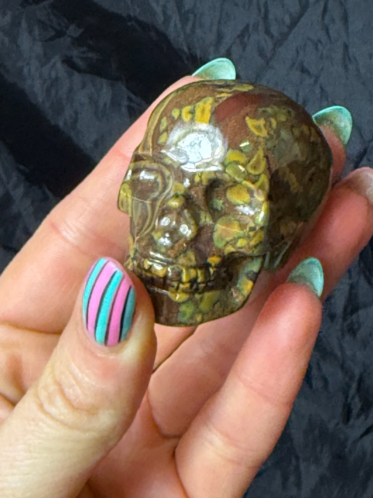 Fruit Jasper Skull