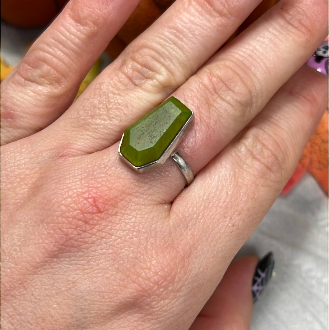 Nephrite Jade Coffin 925 Sterling Silver Ring - Size M 1/2