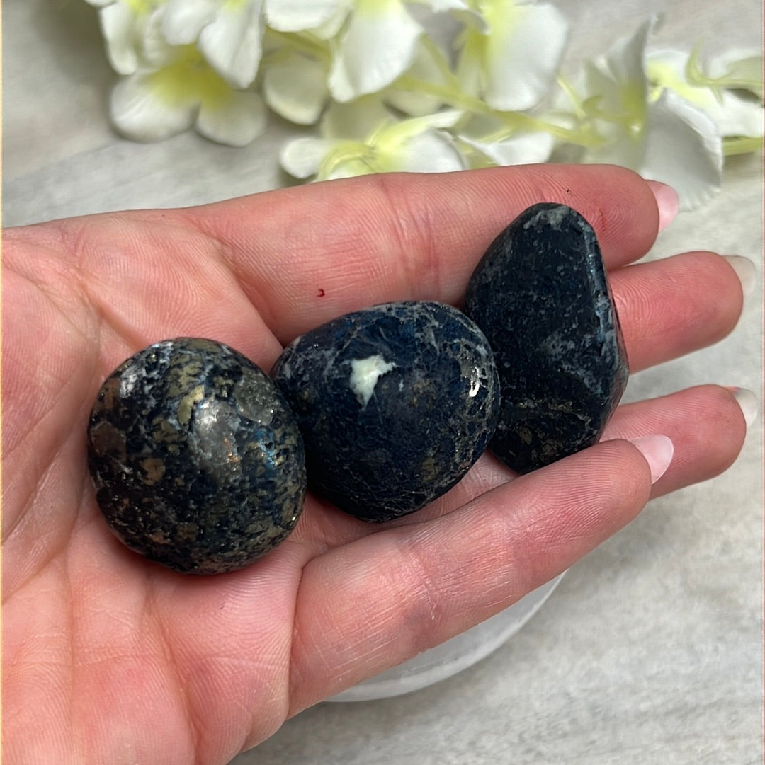 LAST Covellite Chunky Tumble Tumblestone