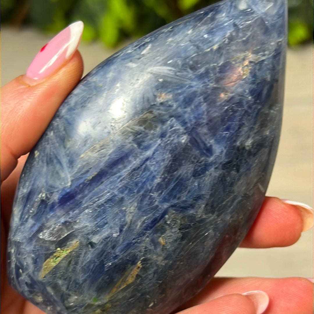 Kyanite Freeform Flame - A Grade