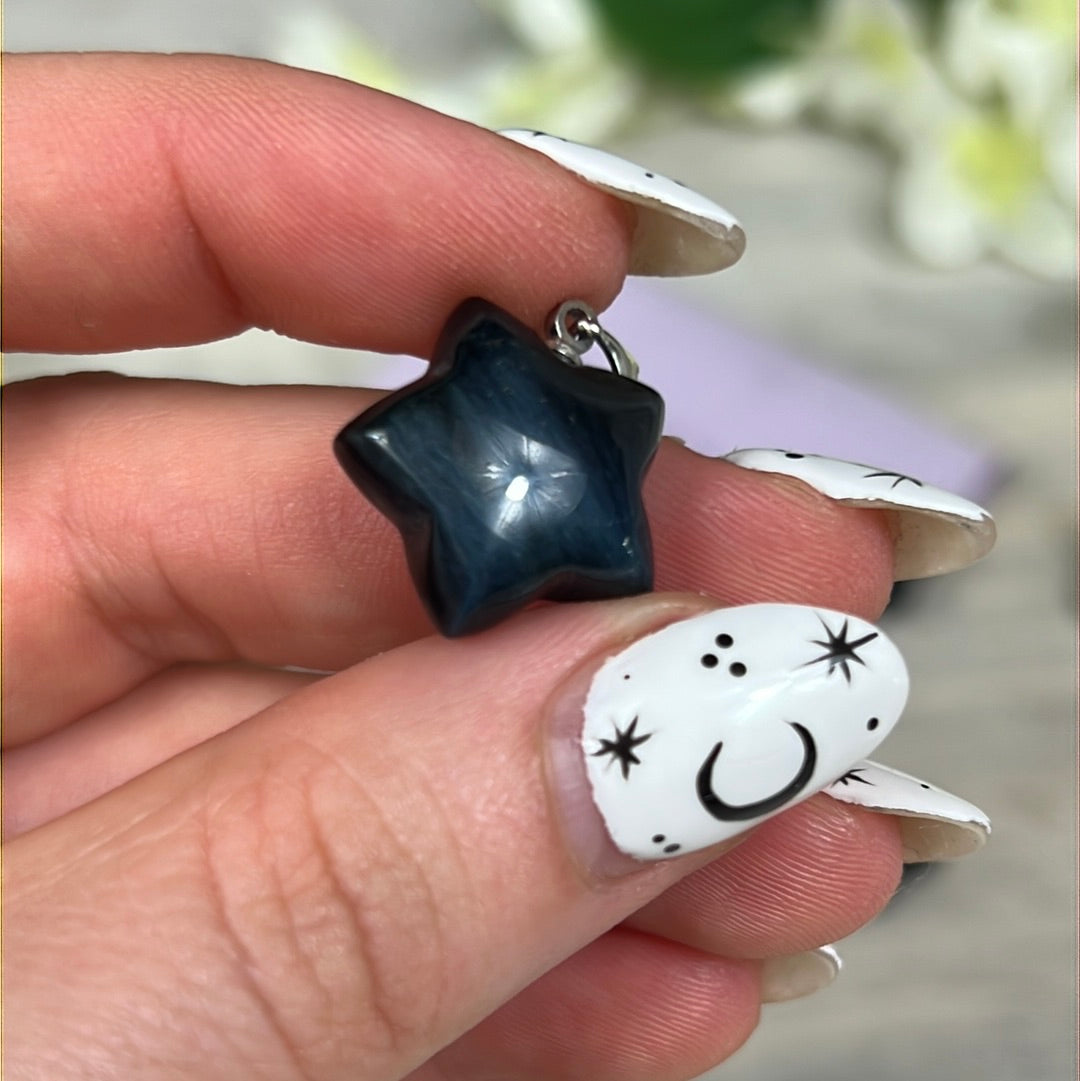 Hawks Eye Star - Blue Tigers Eye Pendant 925 Silver