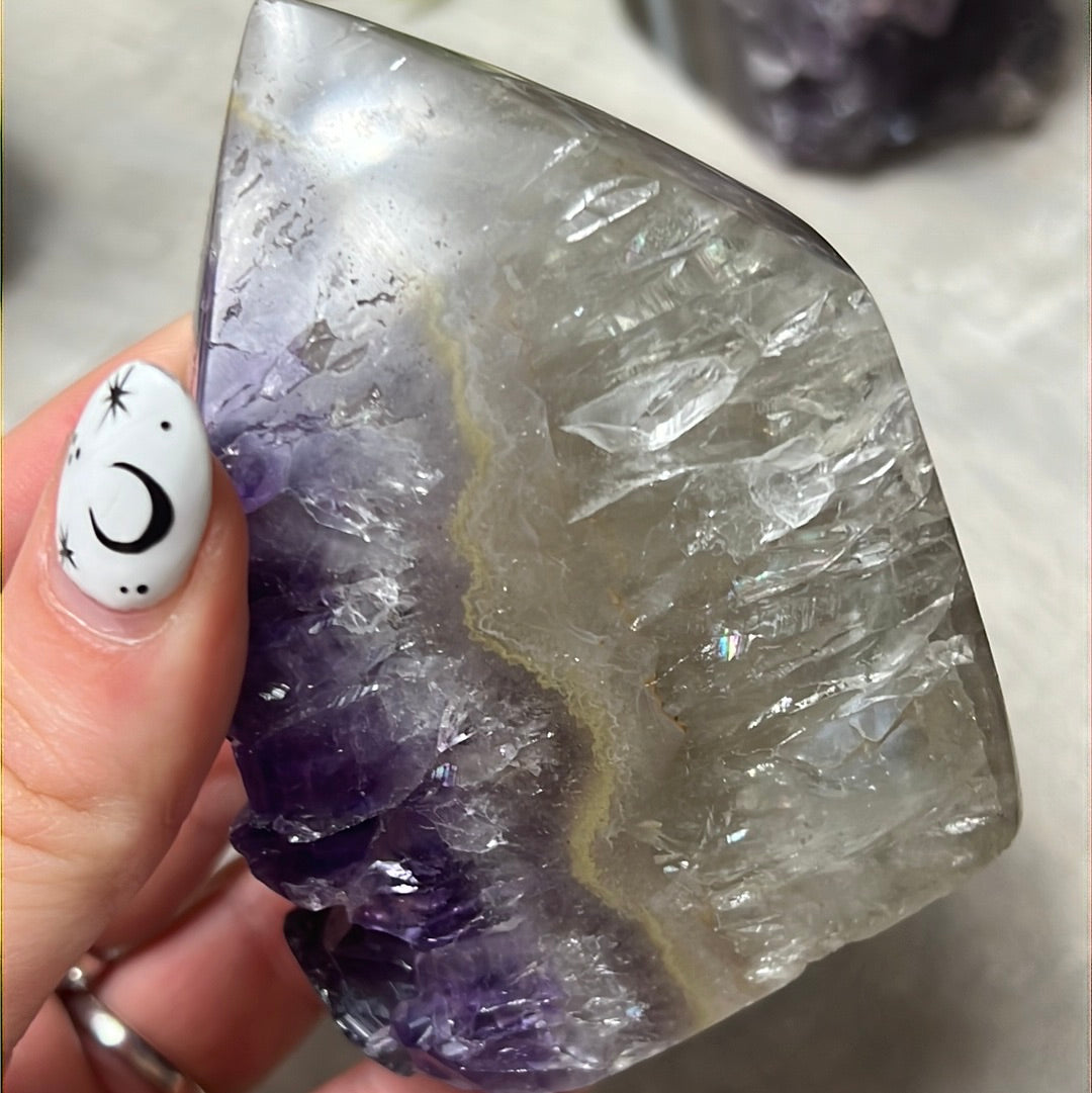 A Amethyst Agate Tower Points