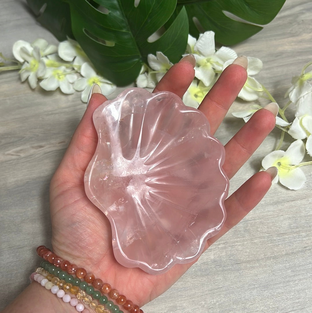 Rose Quartz Shell / Charging Bowl