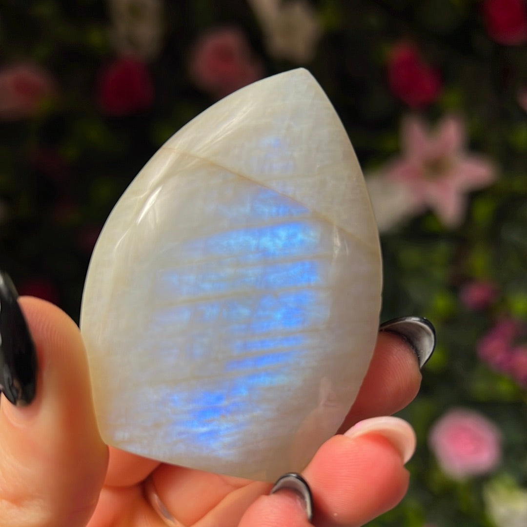 AA Moonstone Freeform Flame